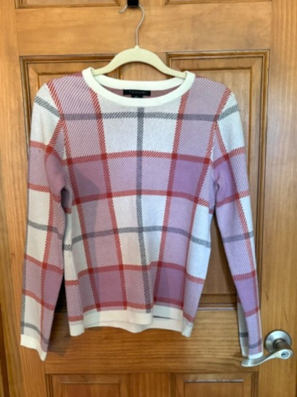 Tahari plaid sweater